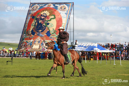 Даншиг наадамд гаднаас 56 бөх, 50 гаруй эрдэмтэн оролцоно